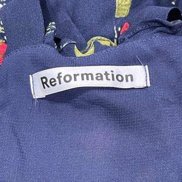 REFORMATION Christine Mini Dress in Bordeaux (Navy Blue W Roses ) Size-10 (B177)